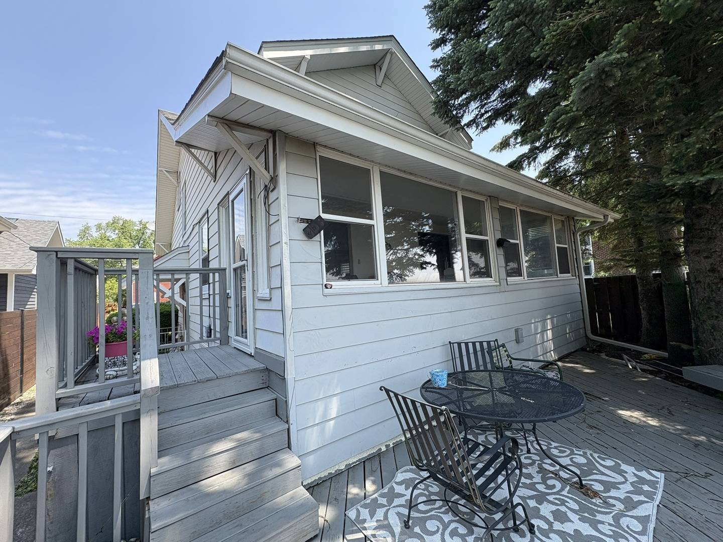 Crystal Lake, IL 60014,791 Oak CT