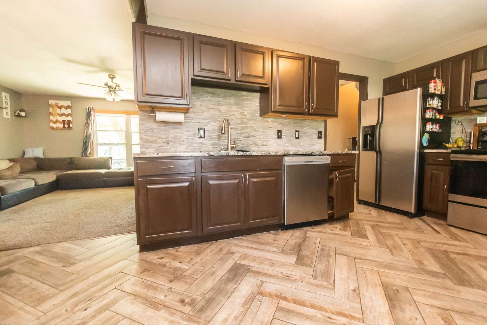 Dixon, IL 61021,501 Heather LN