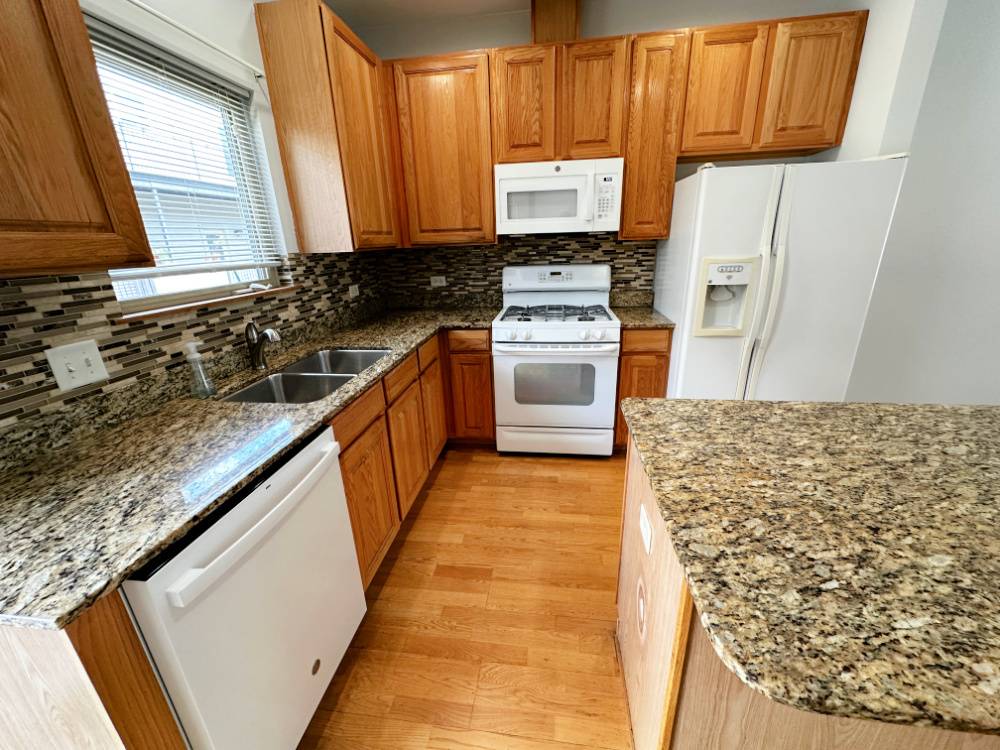 Chicago, IL 60634,2931 N NATOMA AVE #4