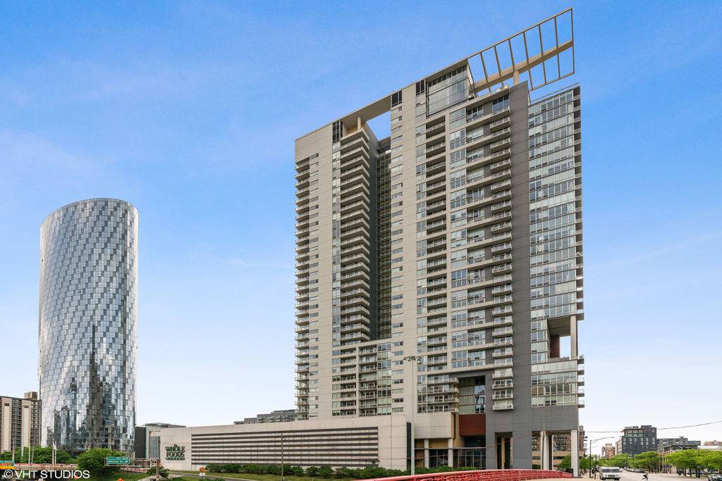 Chicago, IL 60661,737 W Washington BLVD #3306
