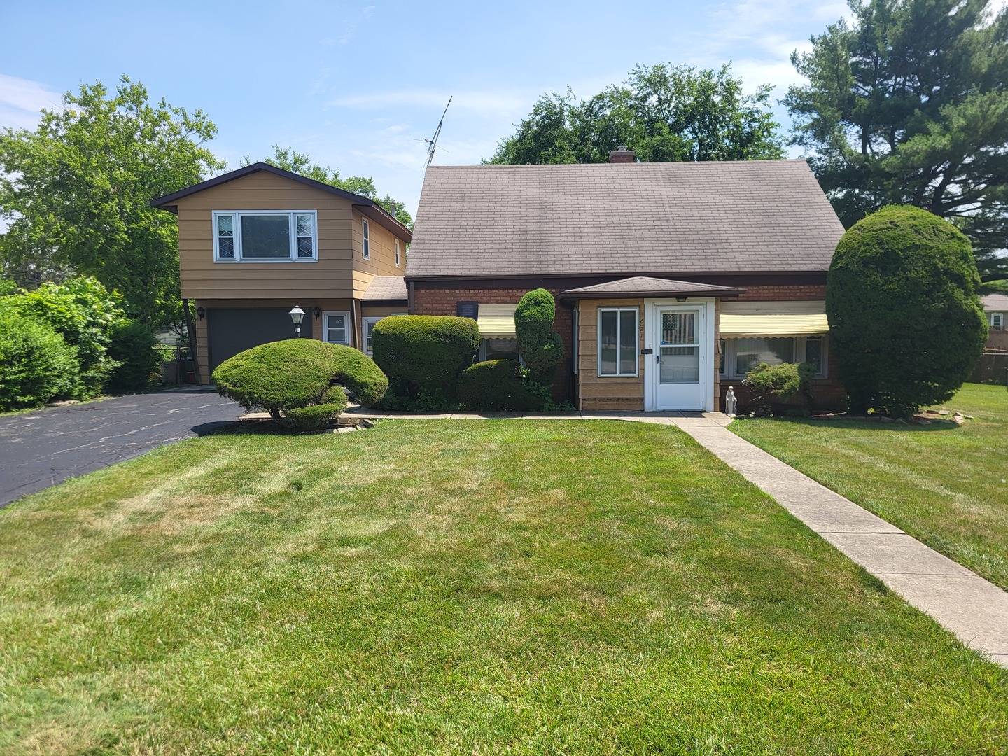 Melrose Park, IL 60164,3021 N Prater AVE
