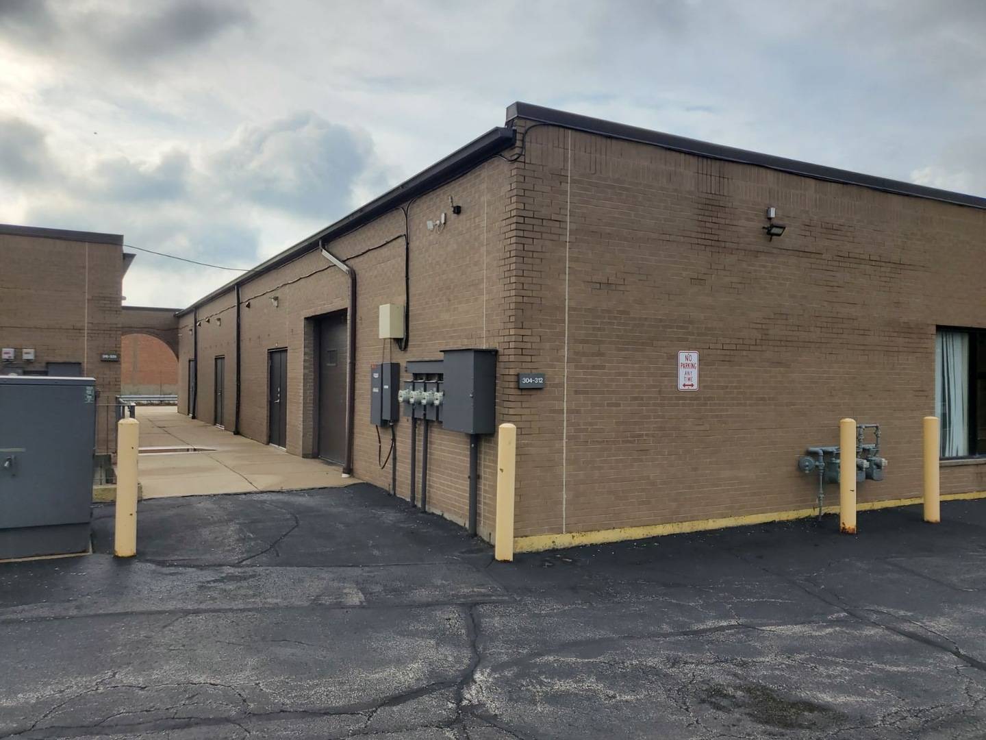 Des Plaines, IL 60018,304 Howard AVE