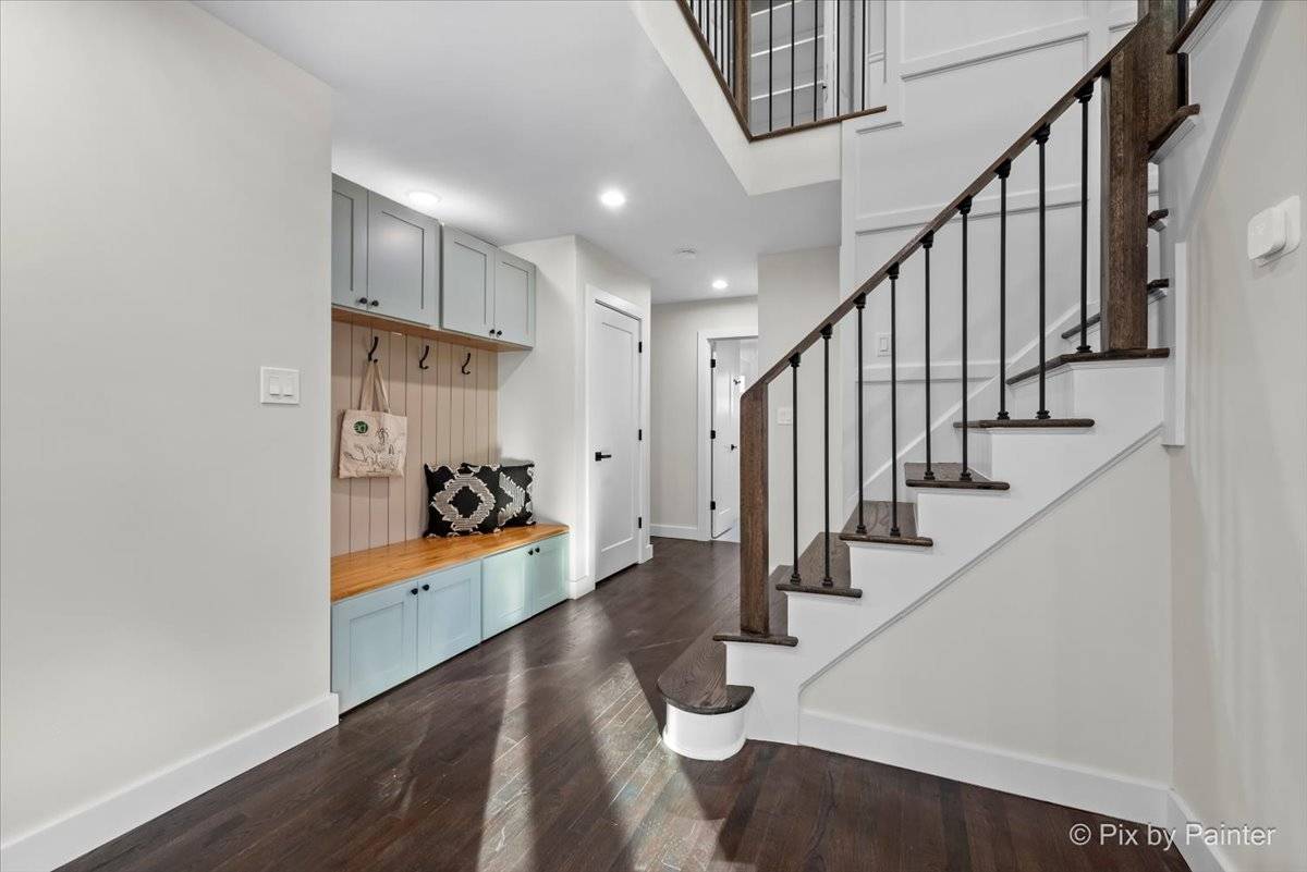 Western Springs, IL 60558,4940 Wolf RD