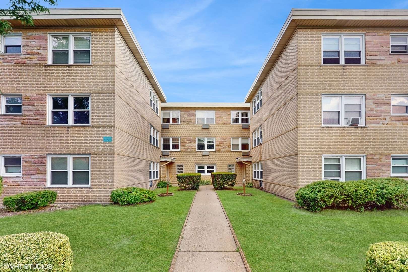 Skokie, IL 60076,4629 Main ST #2A
