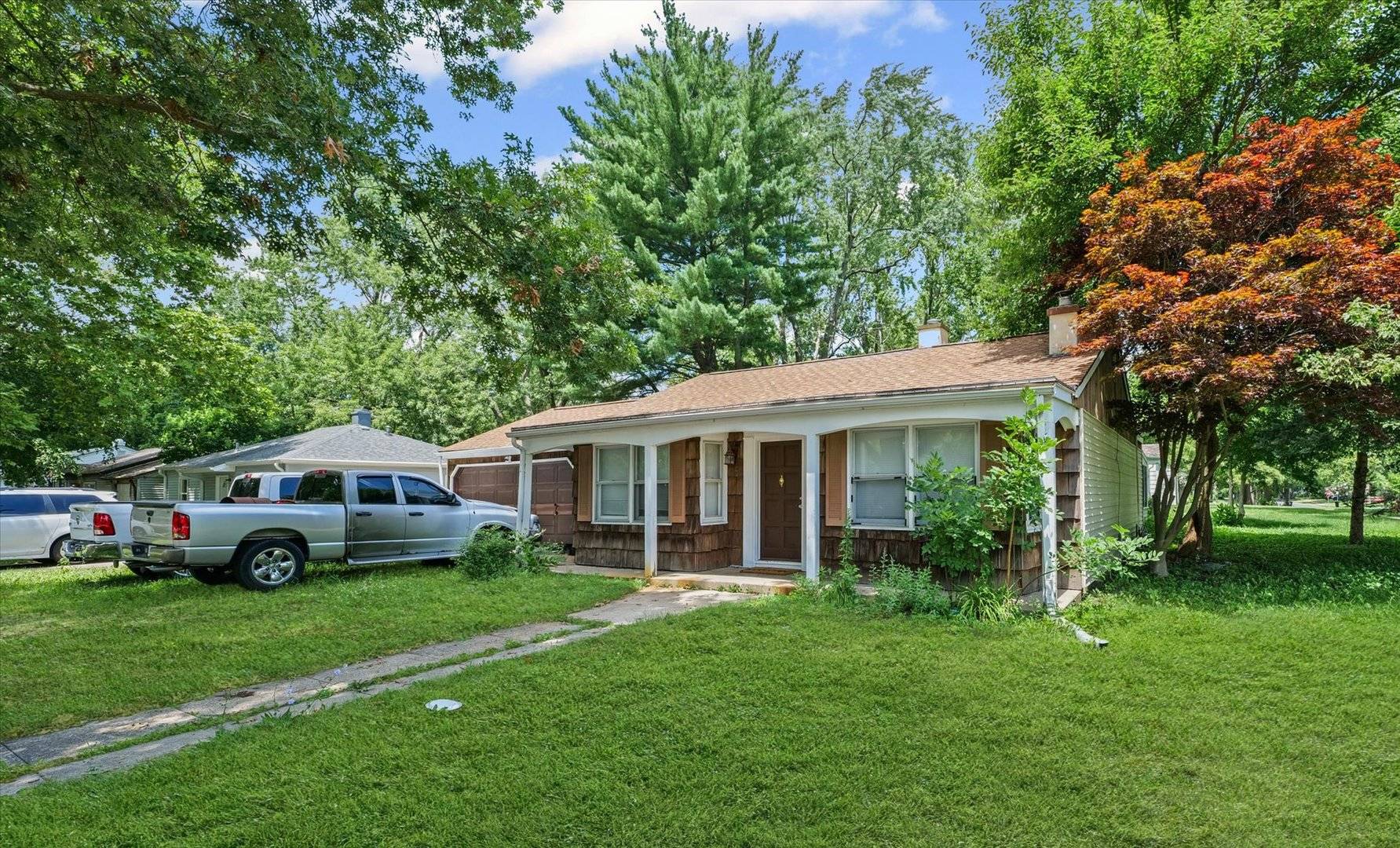 Urbana, IL 61801,1008 E Florida AVE