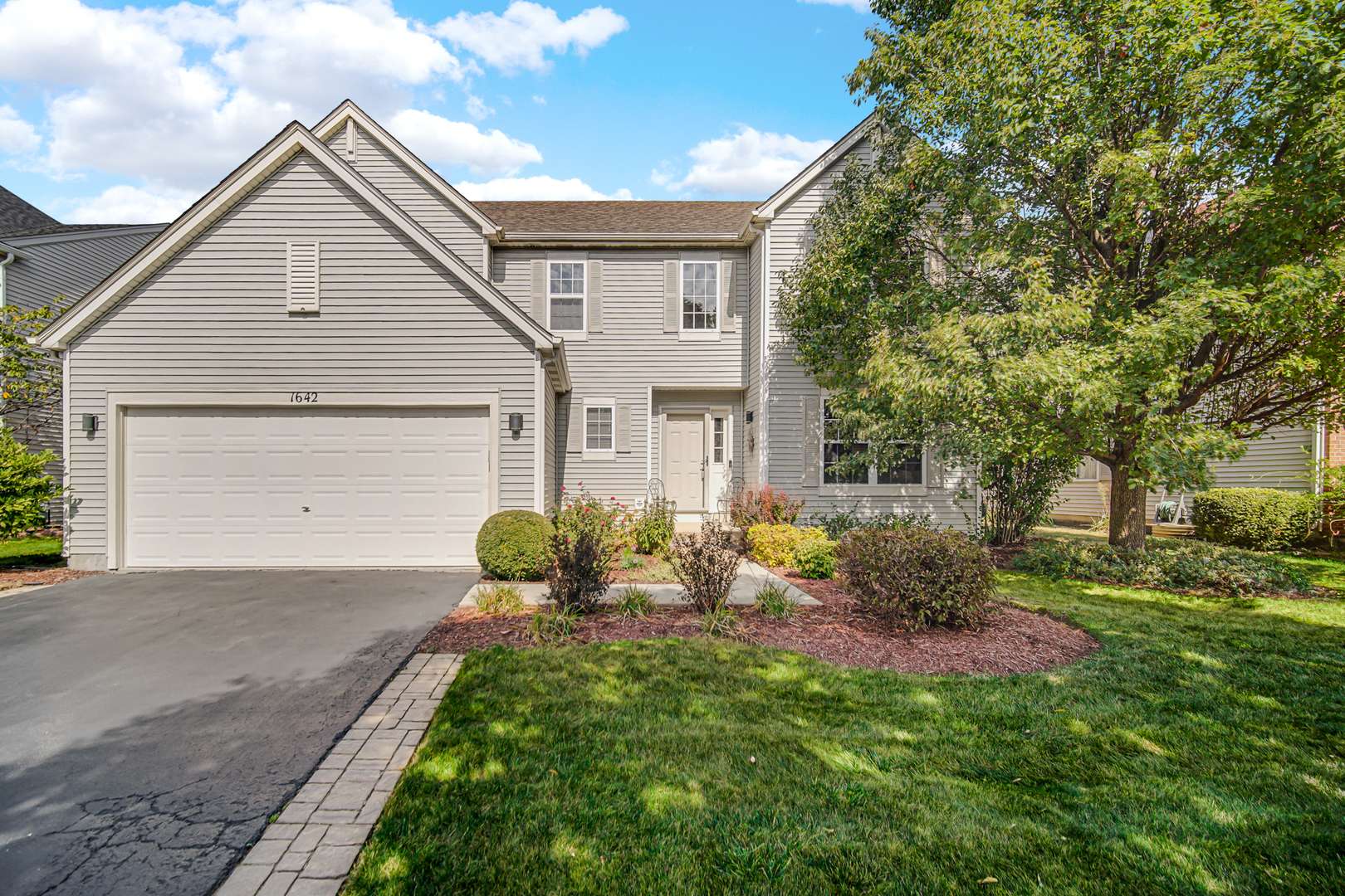 Romeoville, IL 60446,1642 Aster DR