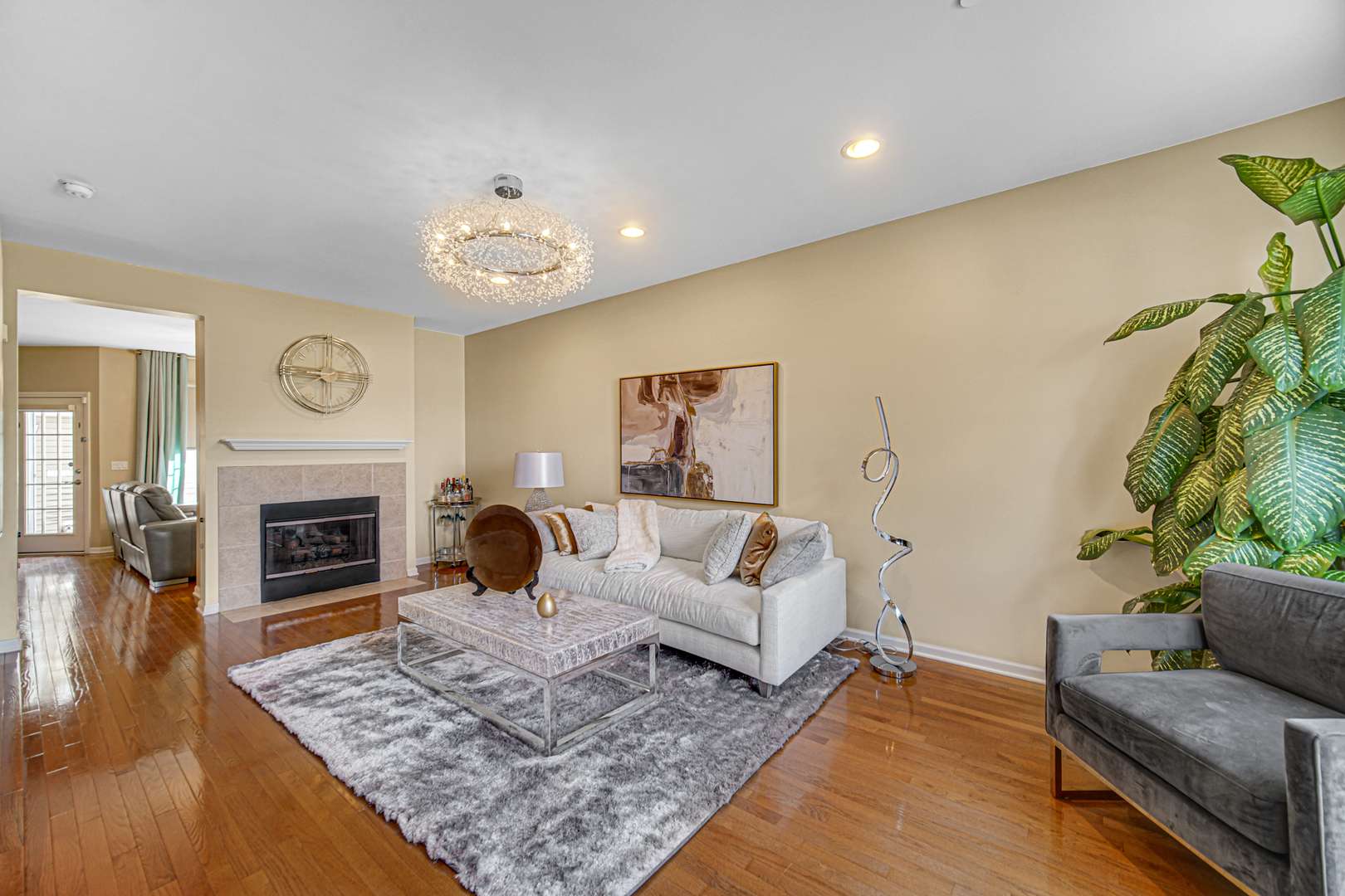 Bartlett, IL 60103,322 S Prospect AVE