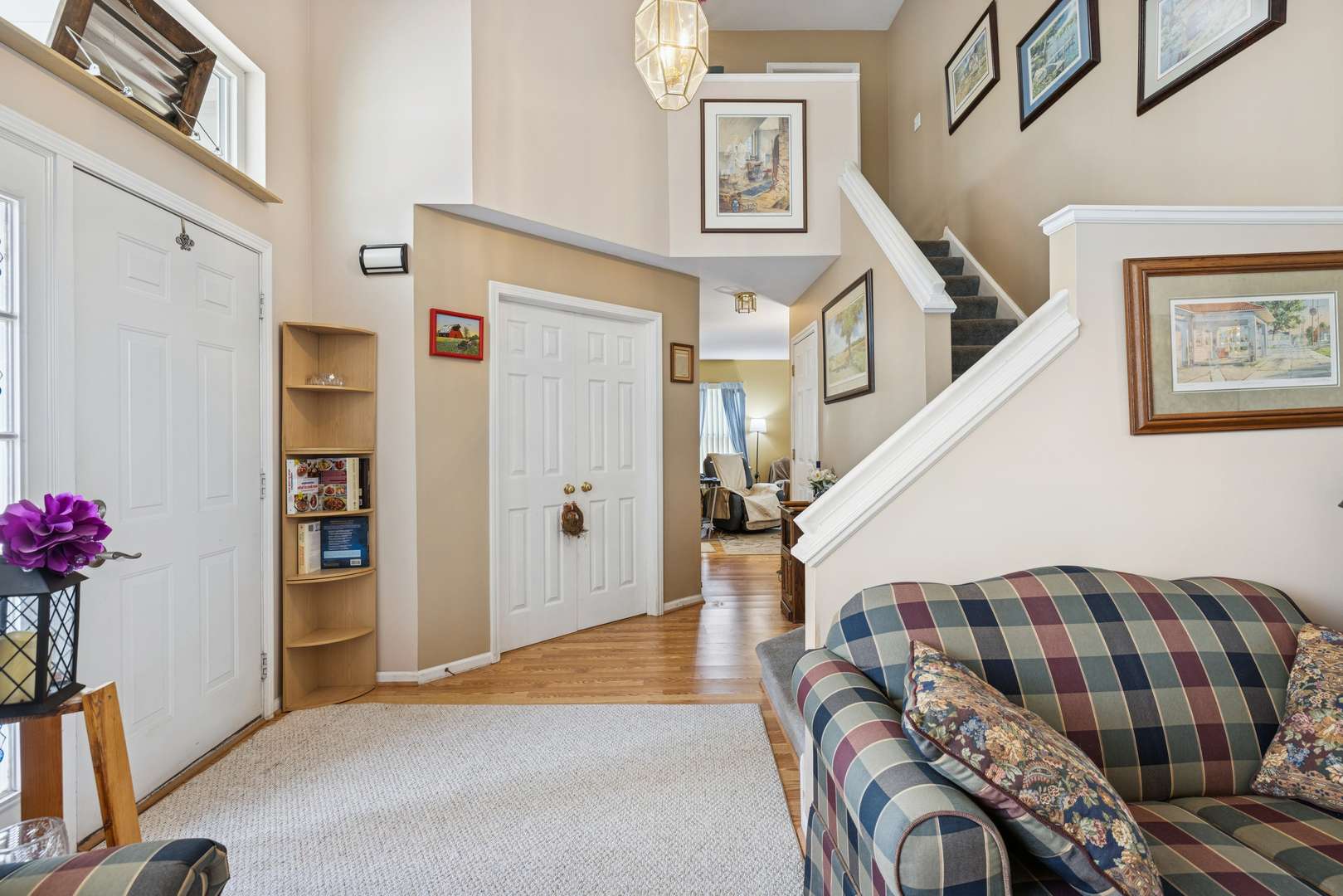 Lake In The Hills, IL 60156,10 Barrington CT