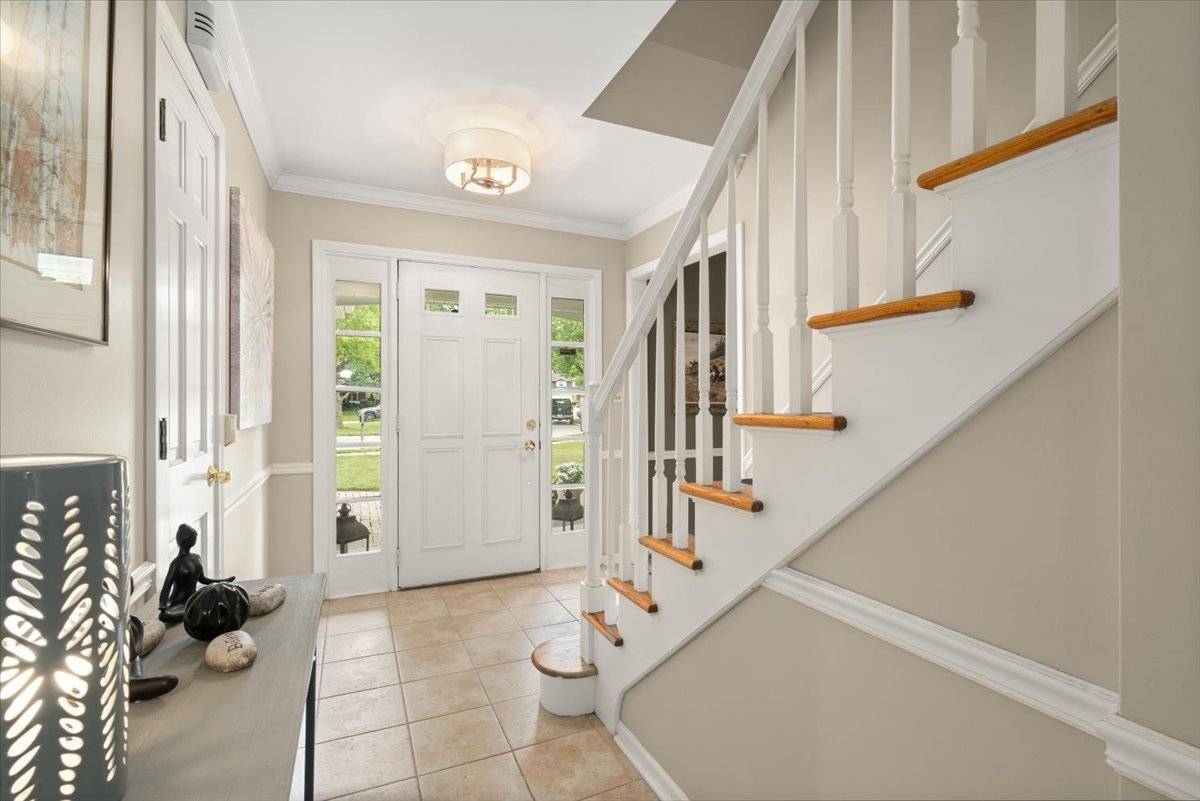 Wheaton, IL 60189,1544 Orth CT