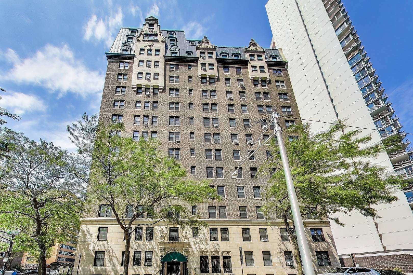 Chicago, IL 60660,6101 N Sheridan RD #10E