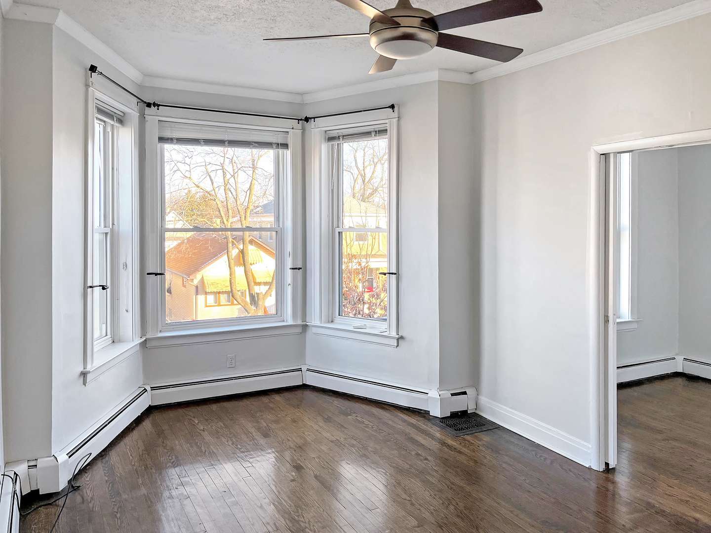 Forest Park, IL 60130,825 Beloit AVE #2