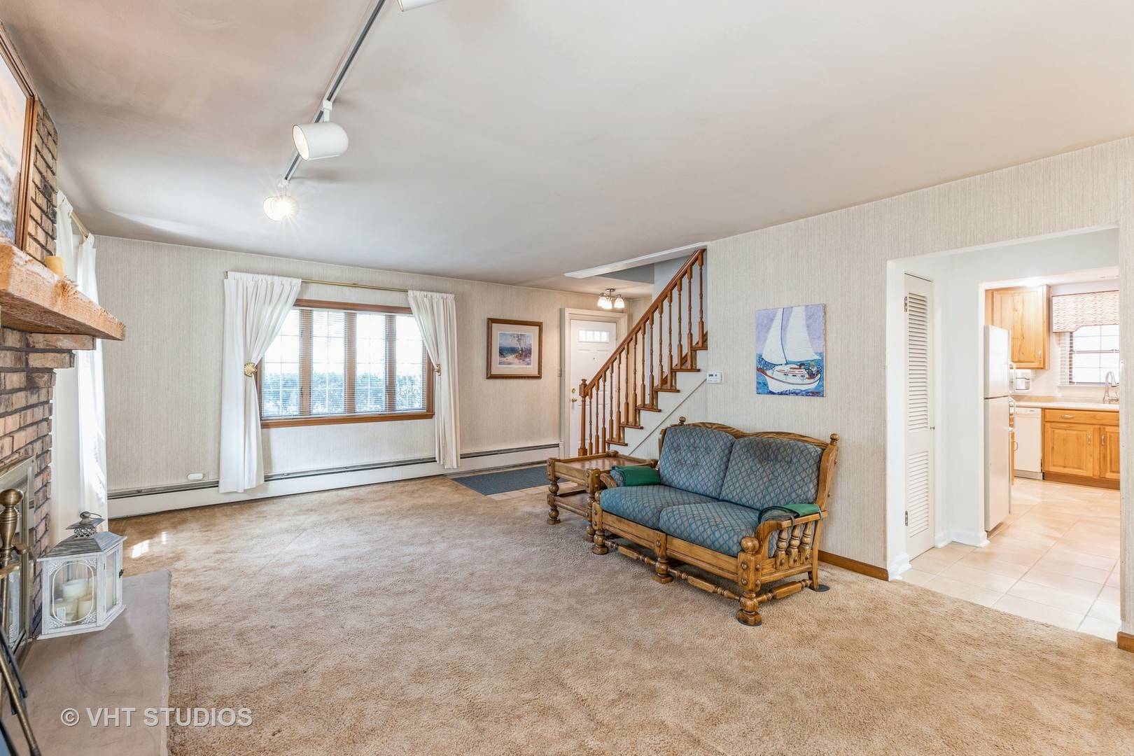 Homewood, IL 60430,1345 Hickory RD