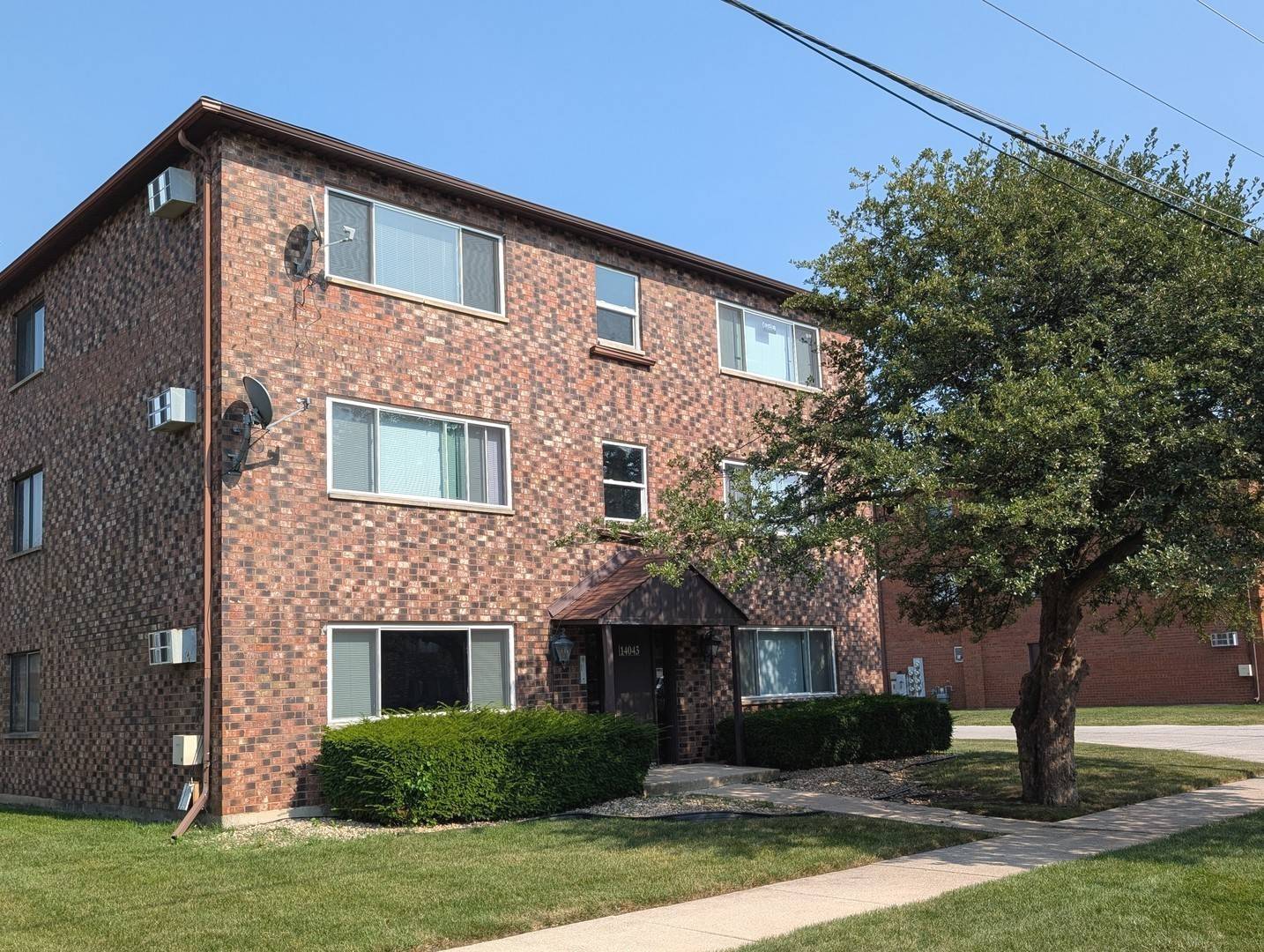 Crestwood, IL 60418,14043 Kilpatrick AVE #3N