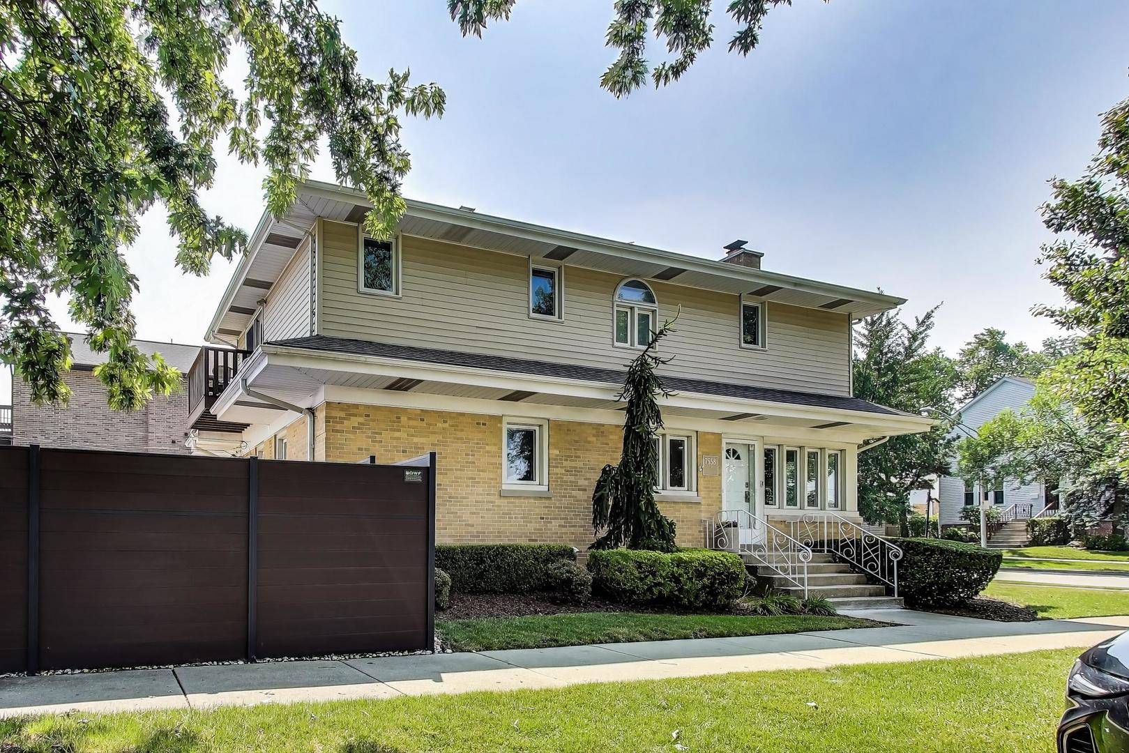 Chicago, IL 60631,7558 W Bryn Mawr AVE