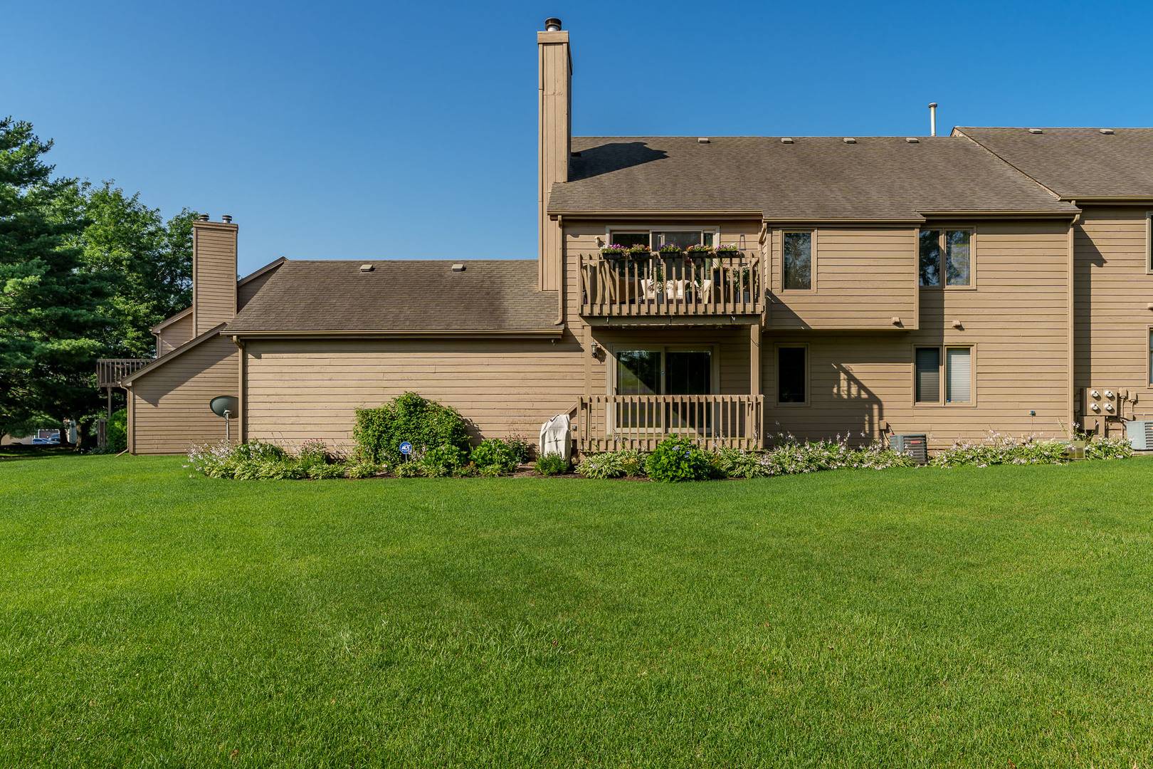 Rockford, IL 61107,6126 Garrett LN #NONE
