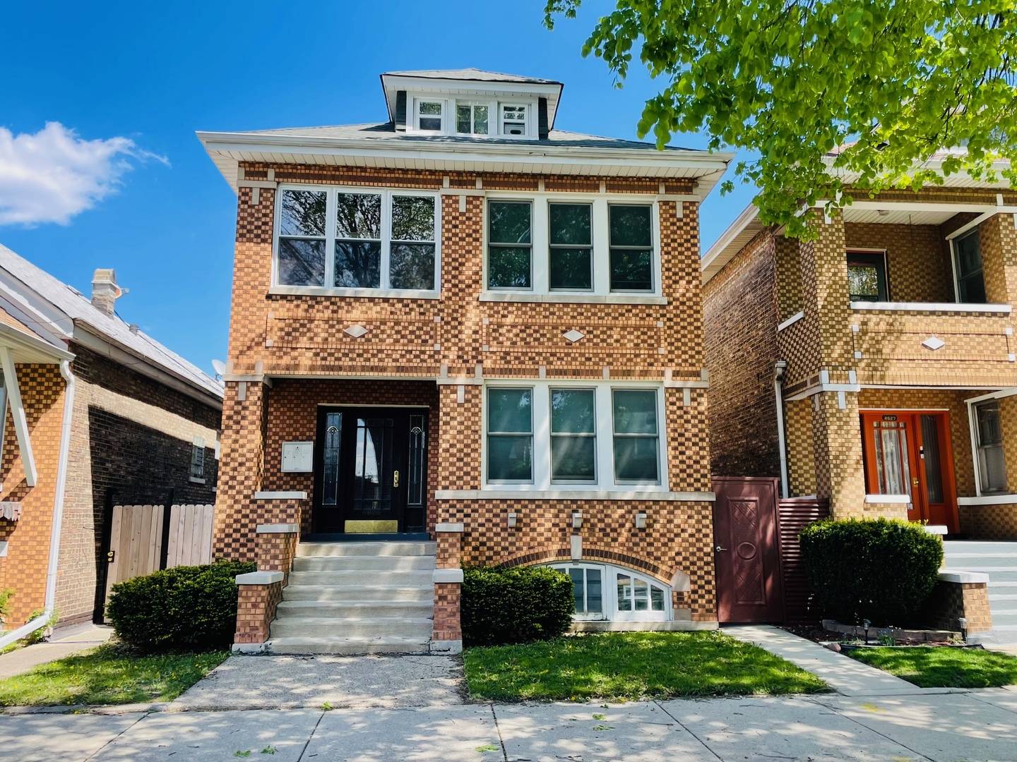 Chicago, IL 60632,4623 S Harding AVE