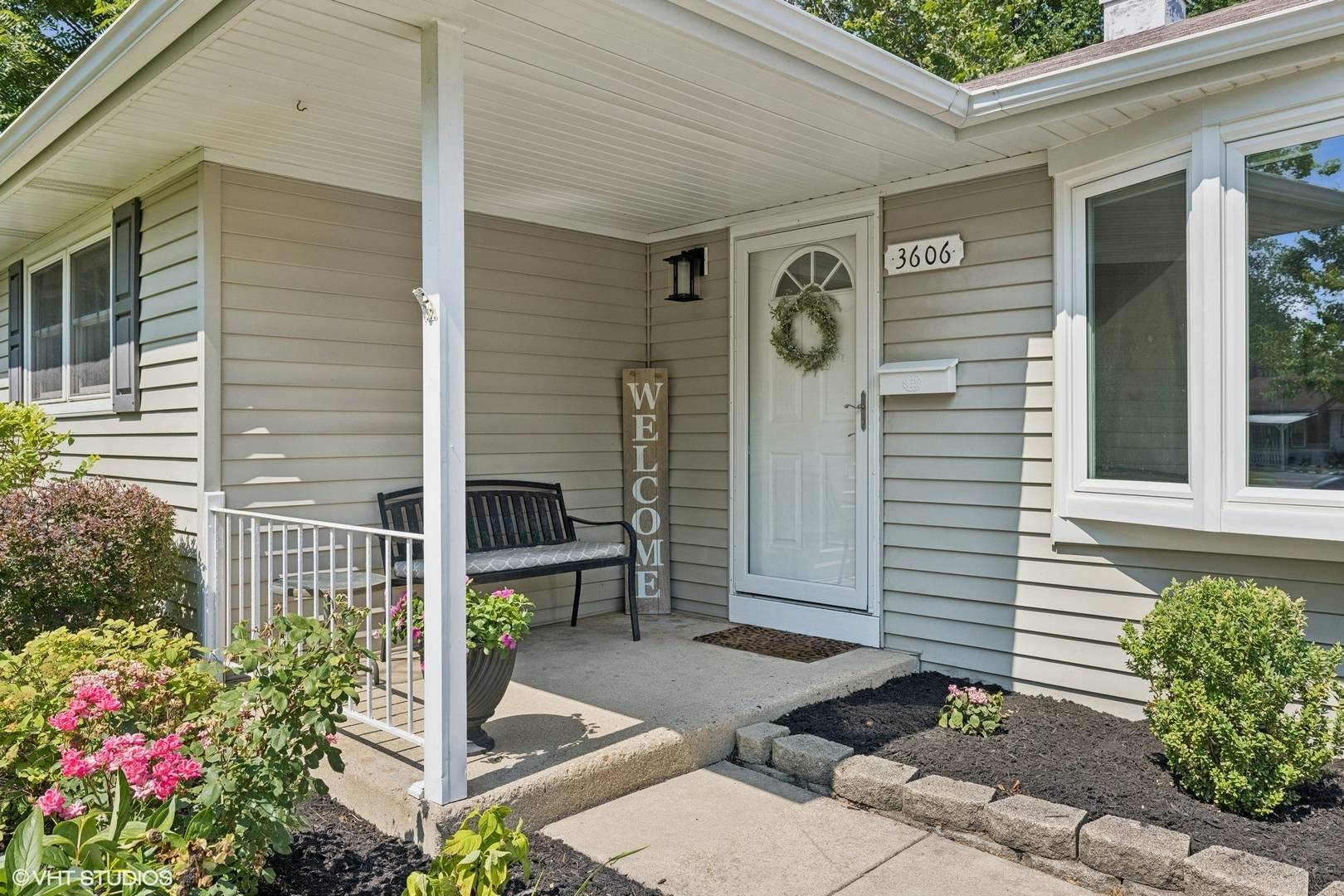 Rolling Meadows, IL 60008,3606 MEADOW DR