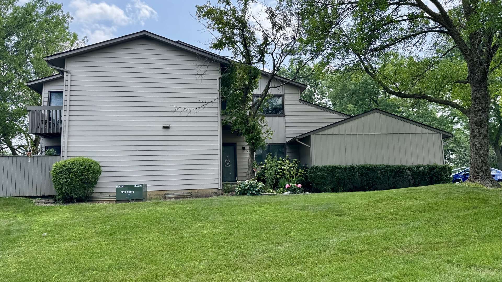 Vernon Hills, IL 60061,807 Hughes PL