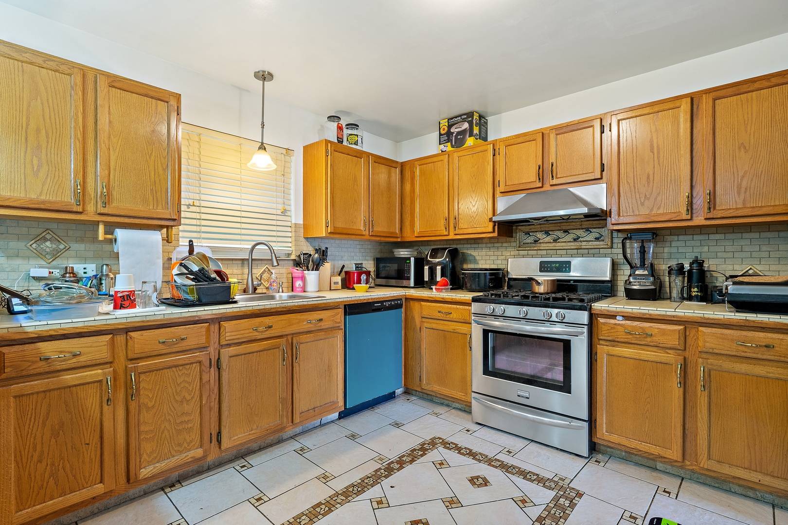 Waukegan, IL 60085,2632 PEPPERTREE LN