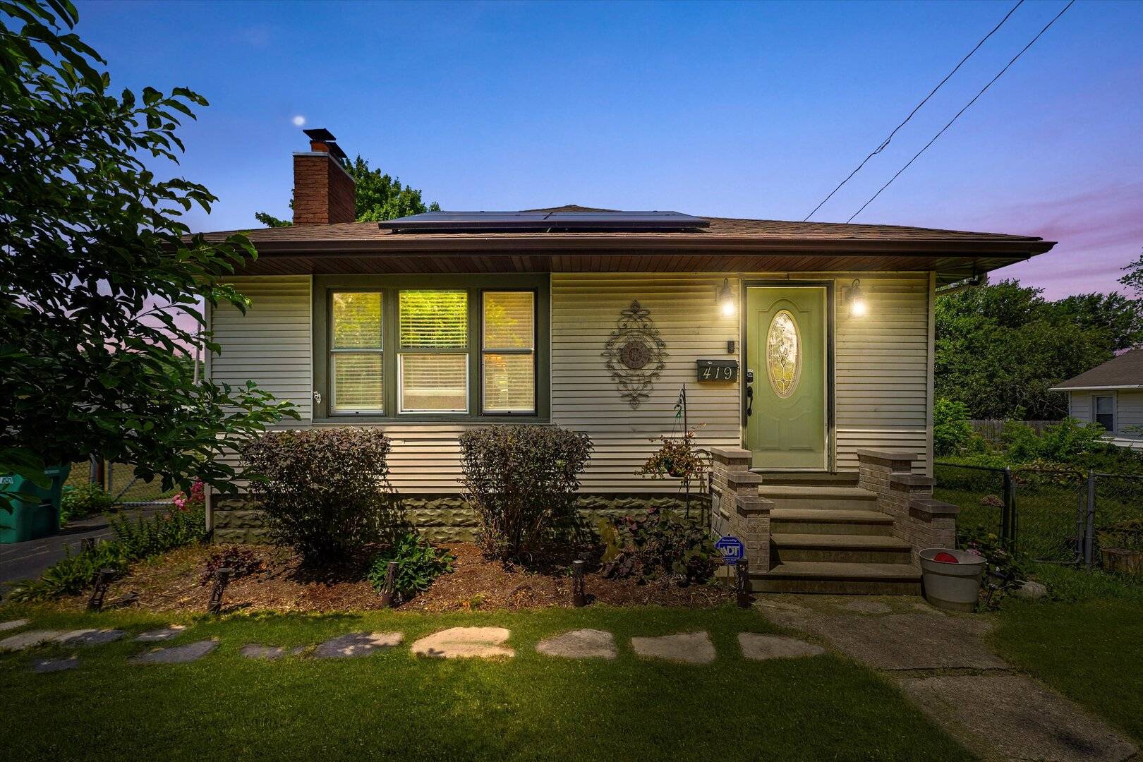 Joliet, IL 60433,419 White AVE