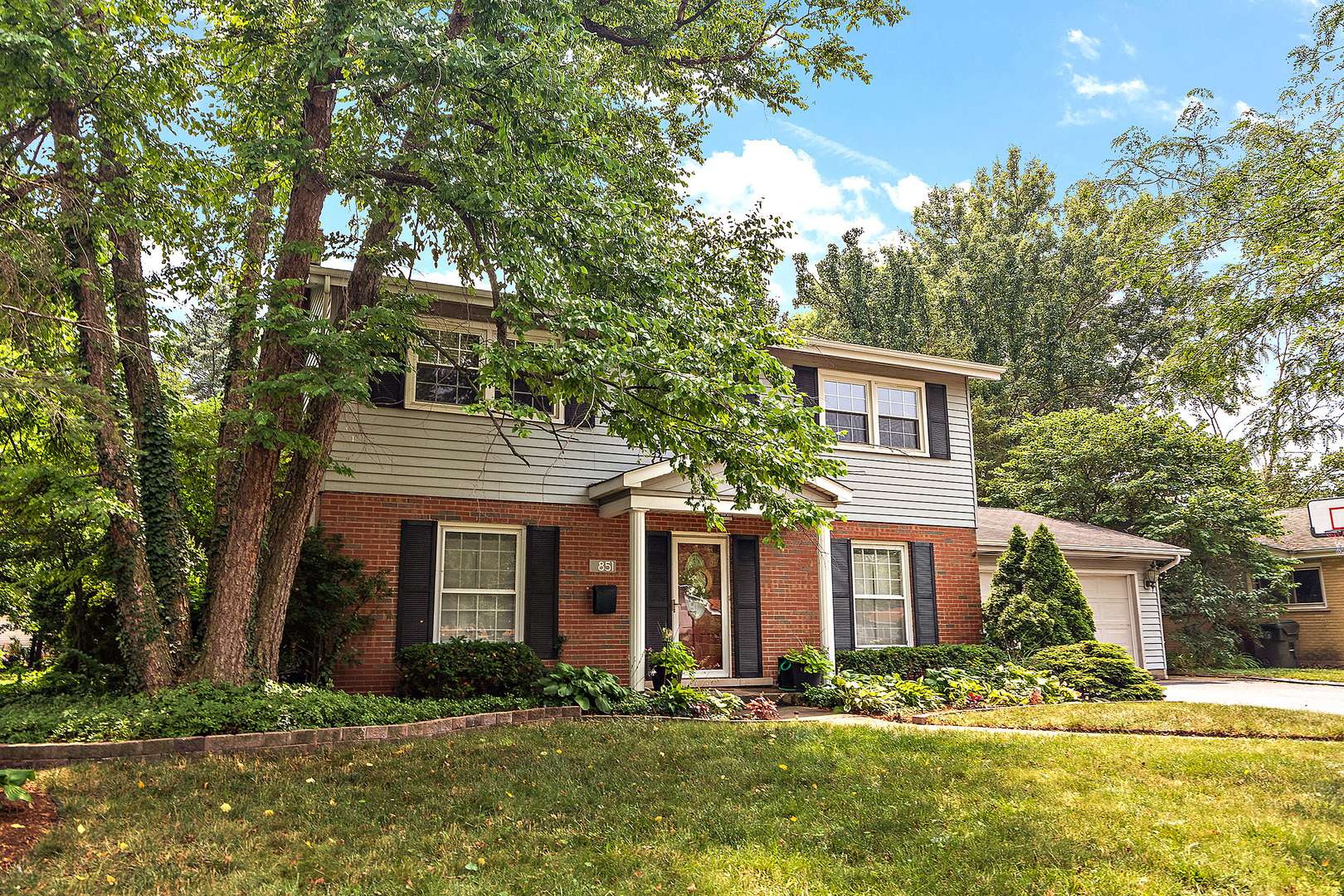 Homewood, IL 60430,851 187th ST