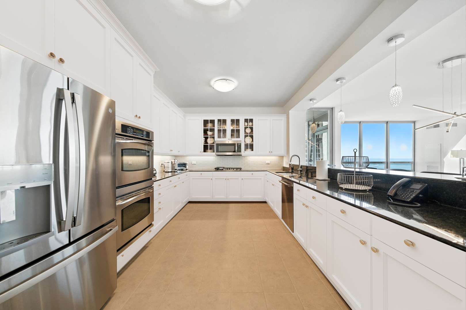 Chicago, IL 60611,600 N Lake Shore DR #1105