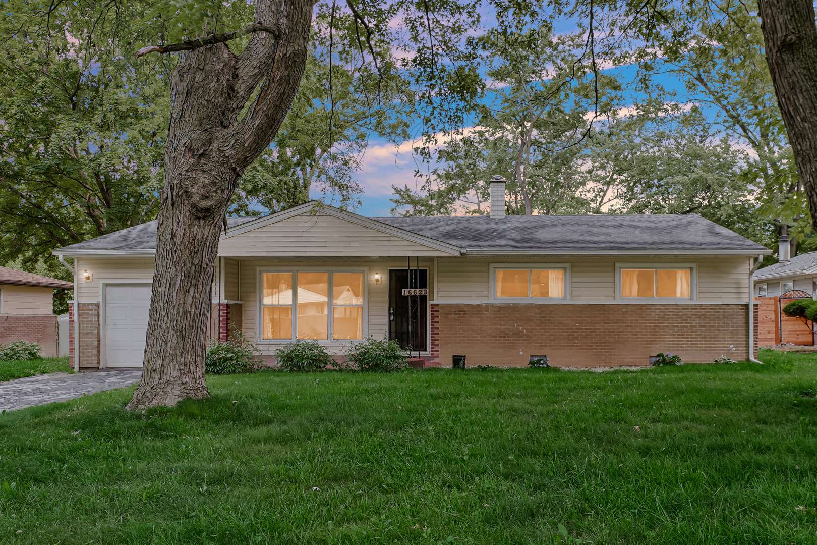 Markham, IL 60428,16623 Spaulding AVE
