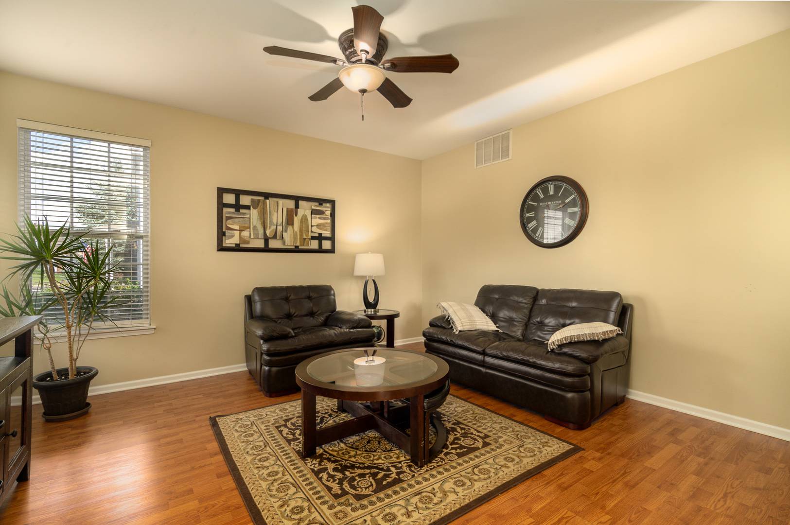 Sugar Grove, IL 60554,288 Whitfield DR #B