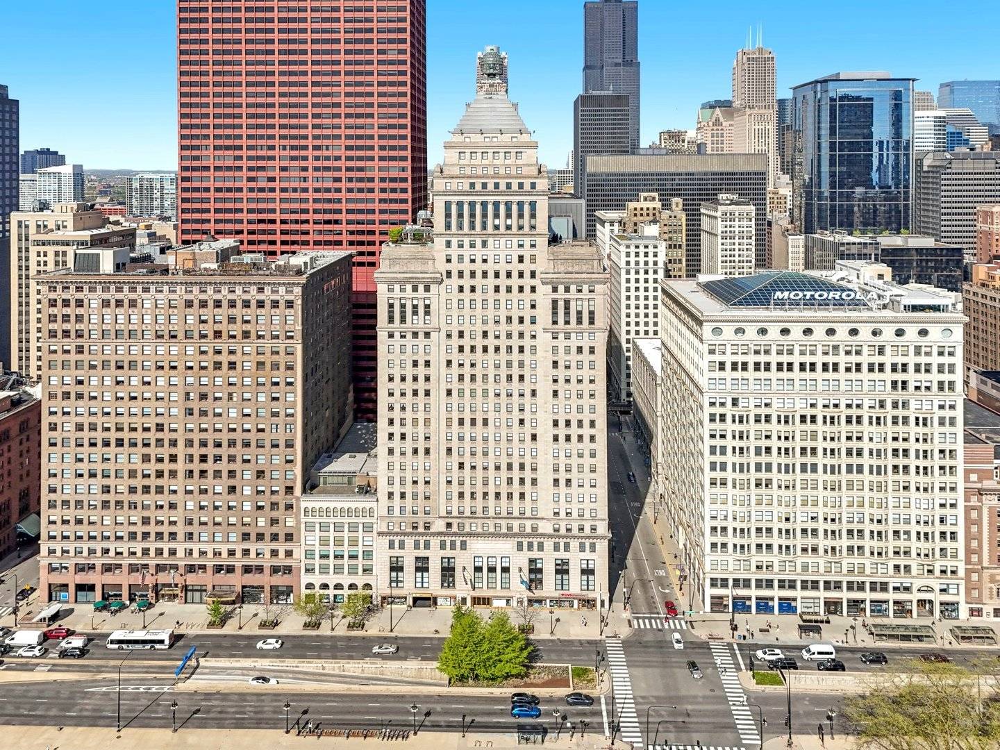 Chicago, IL 60604,310 S MICHIGAN AVE #702