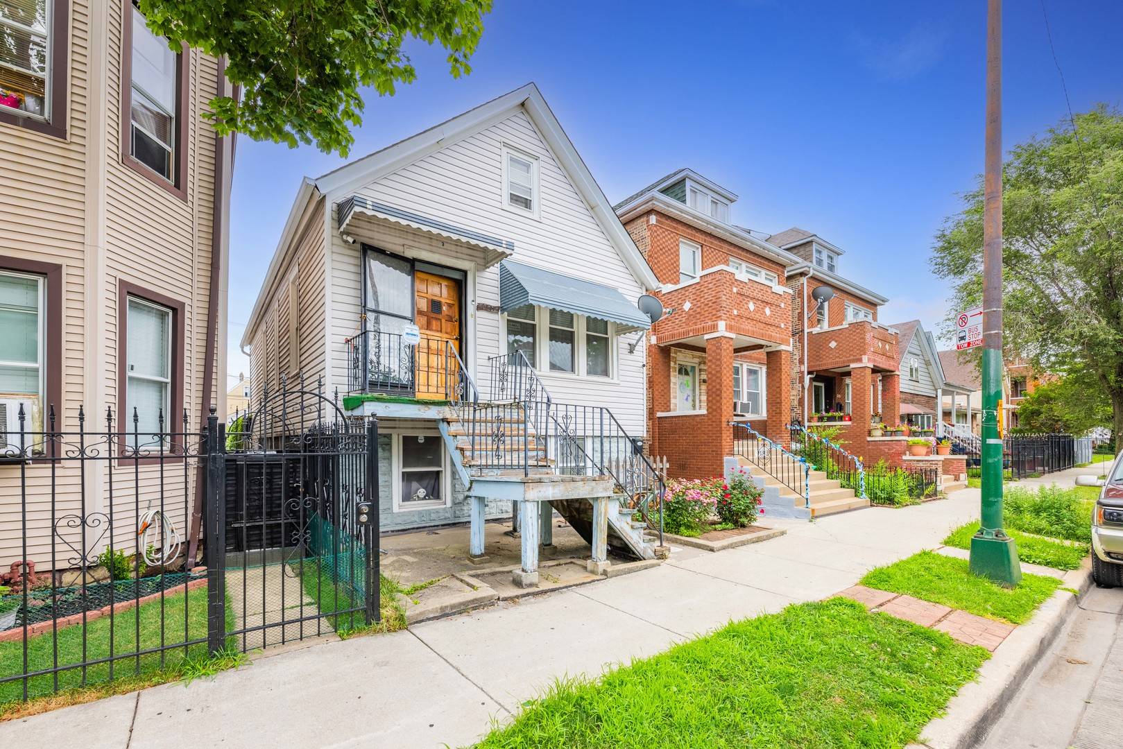 Chicago, IL 60632,4507 S California AVE