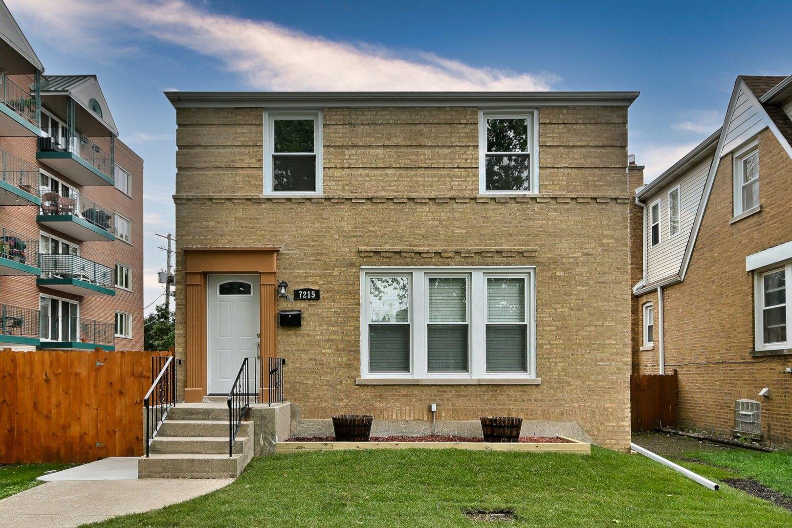 Chicago, IL 60631,7215 W Farwell AVE