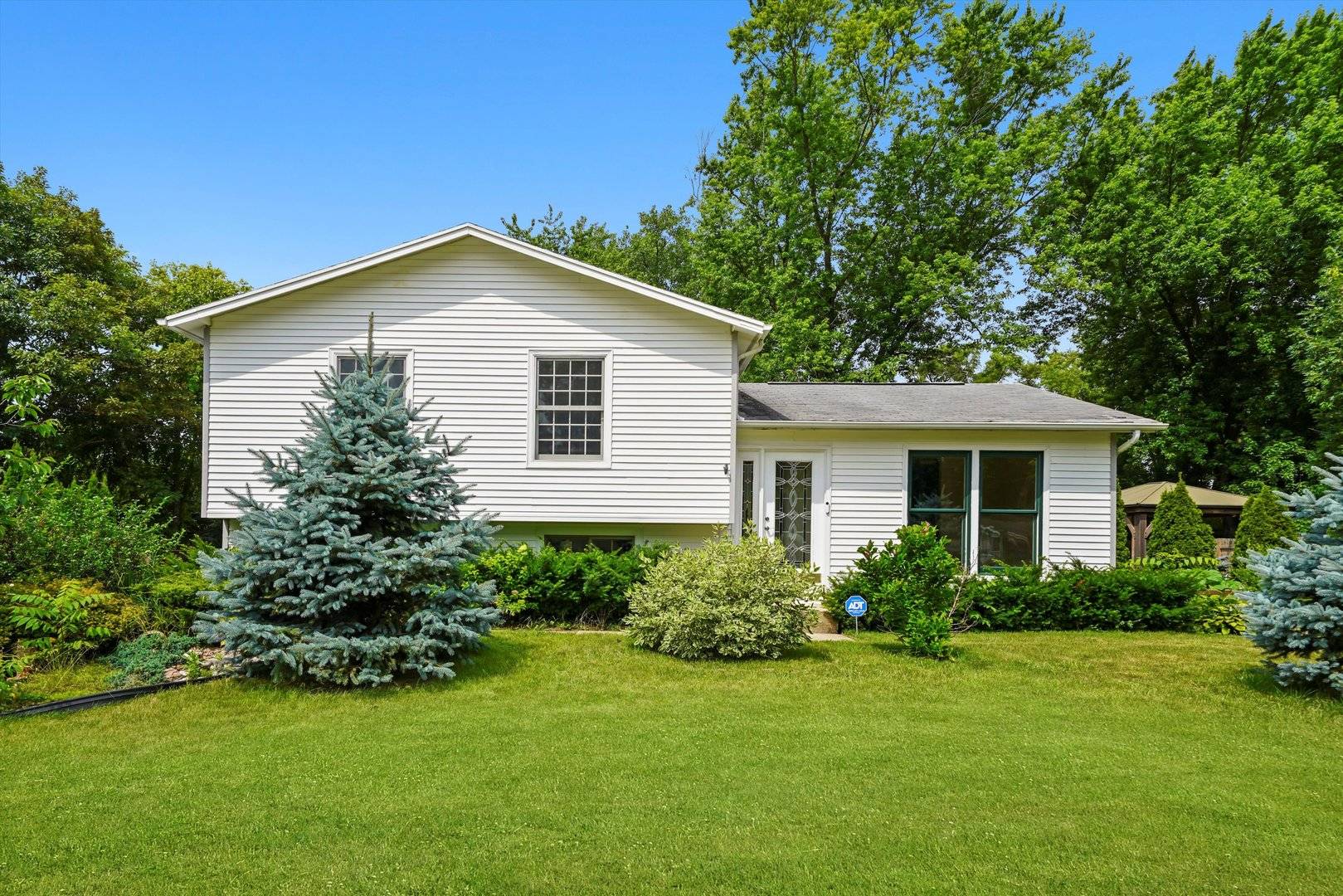 Lake Villa, IL 60046,36896 N James DR