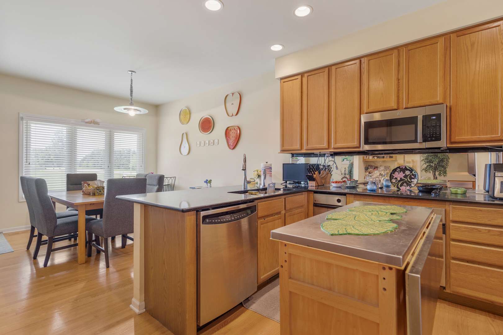 Hampshire, IL 60140,519 Sawgrass LN