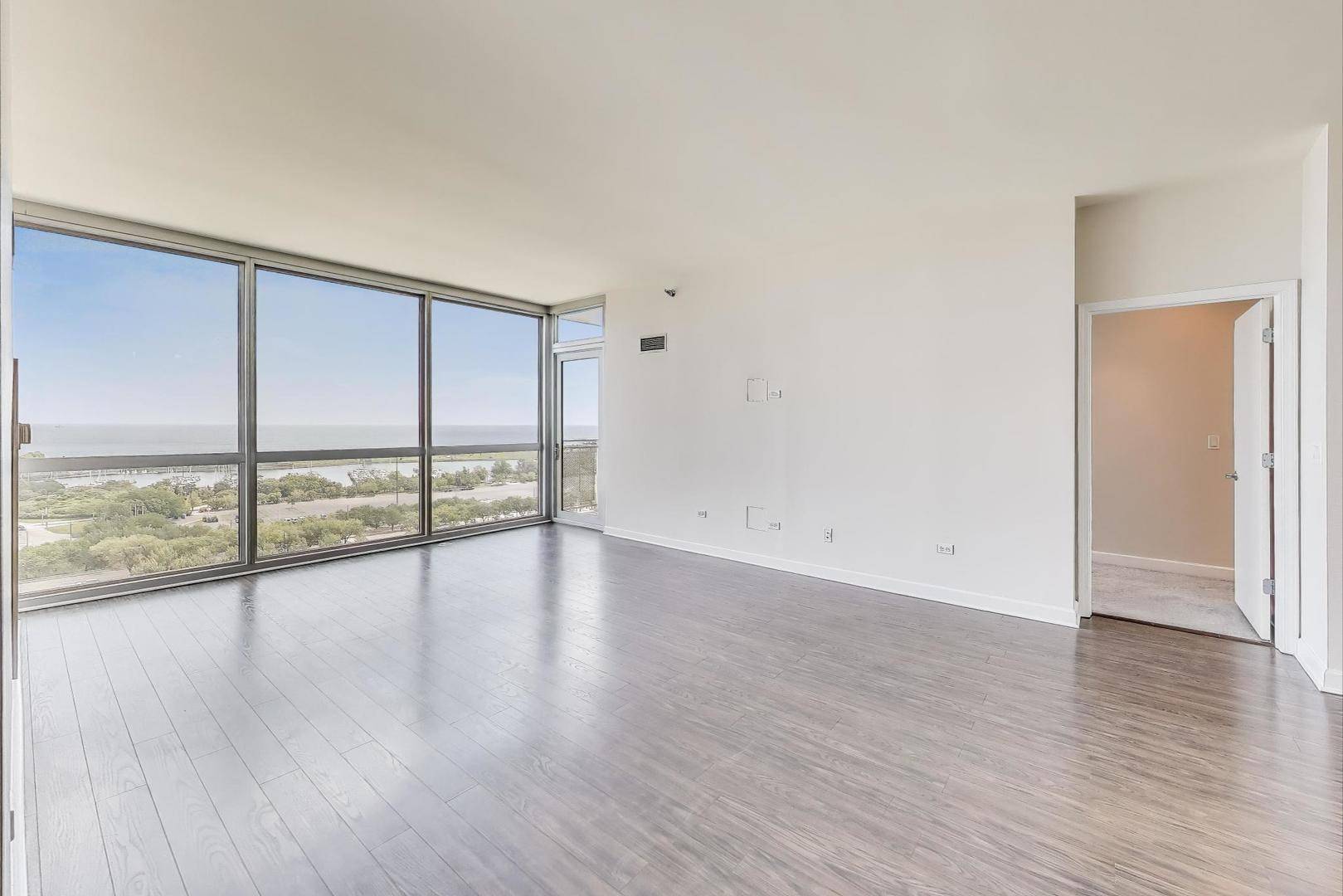 Chicago, IL 60616,1841 S Calumet AVE #1602