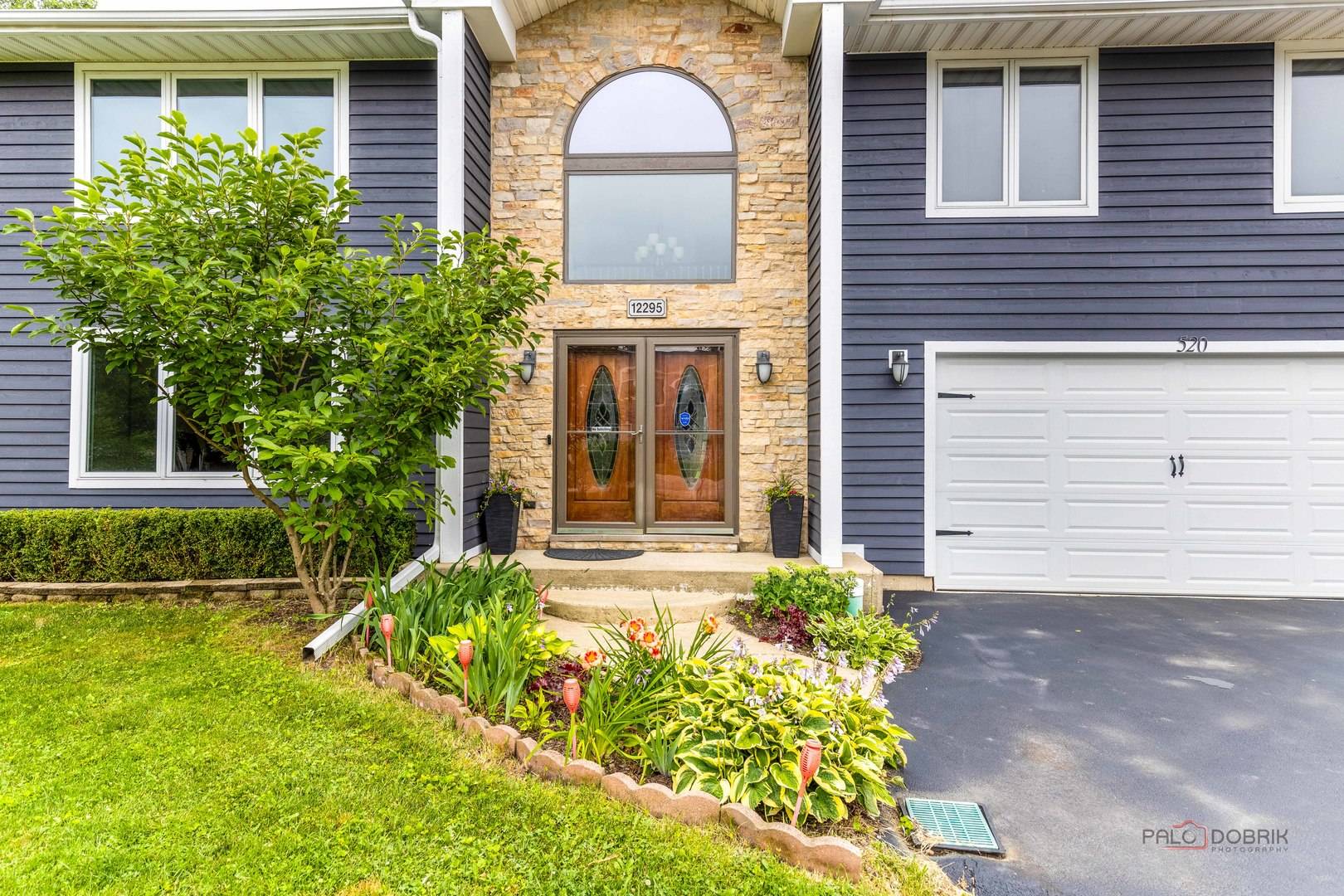 Lake Bluff, IL 60044,520 Quassey AVE