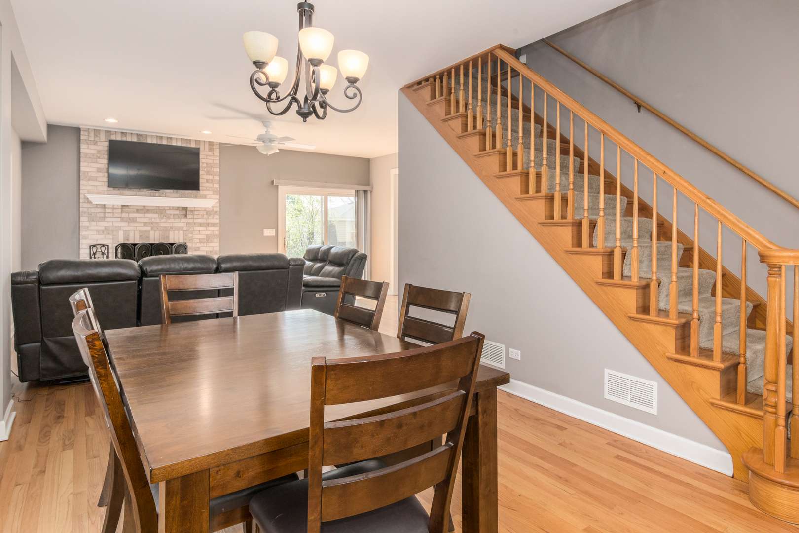 Park Ridge, IL 60068,840 N Northwest HWY
