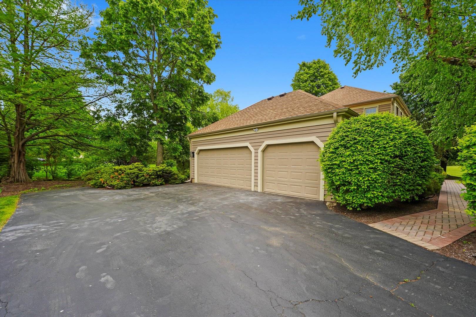 Deer Park, IL 60010,22528 W Thornbury CT