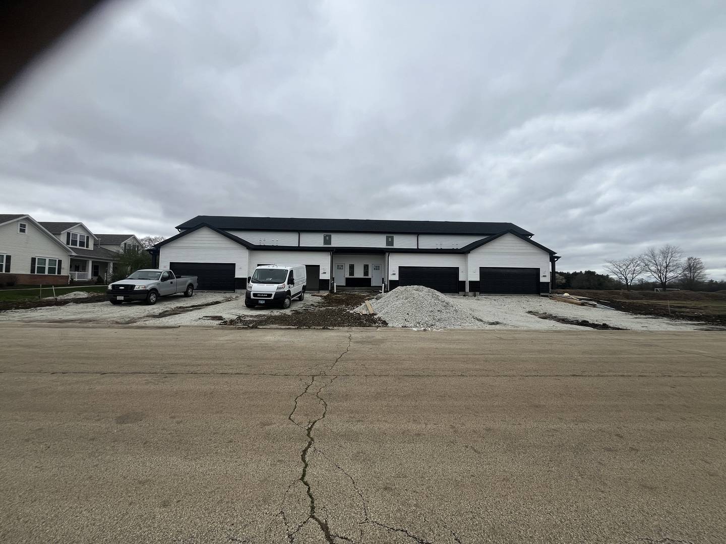 Kankakee, IL 60901,1323 Sioux Turn