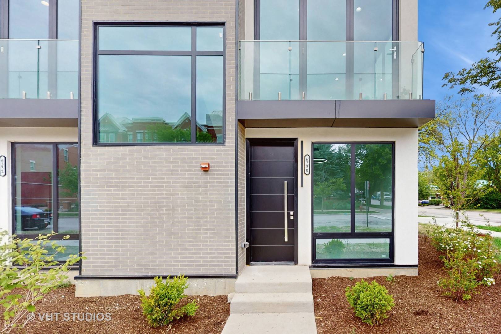 Morton Grove, IL 60053,6340 Hennings CT