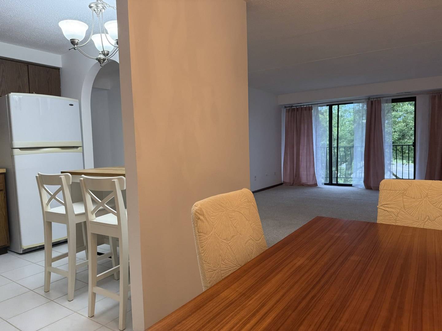 Norridge, IL 60706,6950 W Forest Preserve DR #202