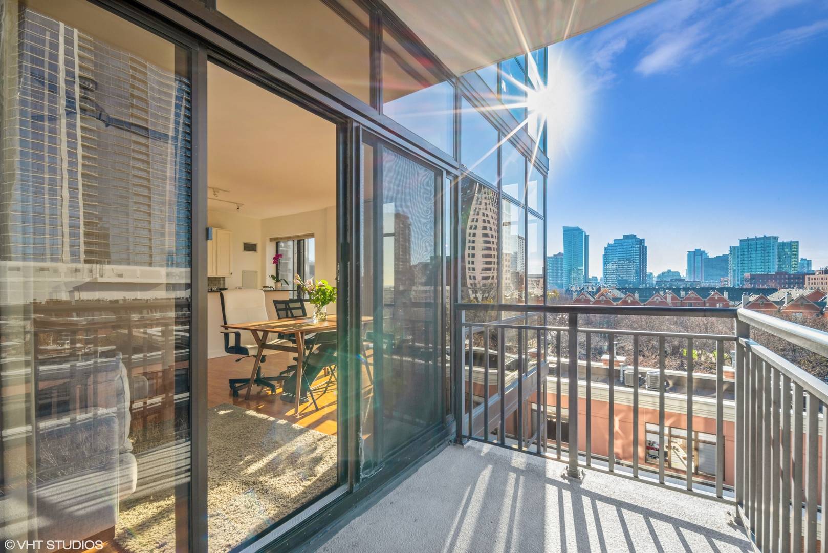 Chicago, IL 60605,1322 S Prairie AVE #601