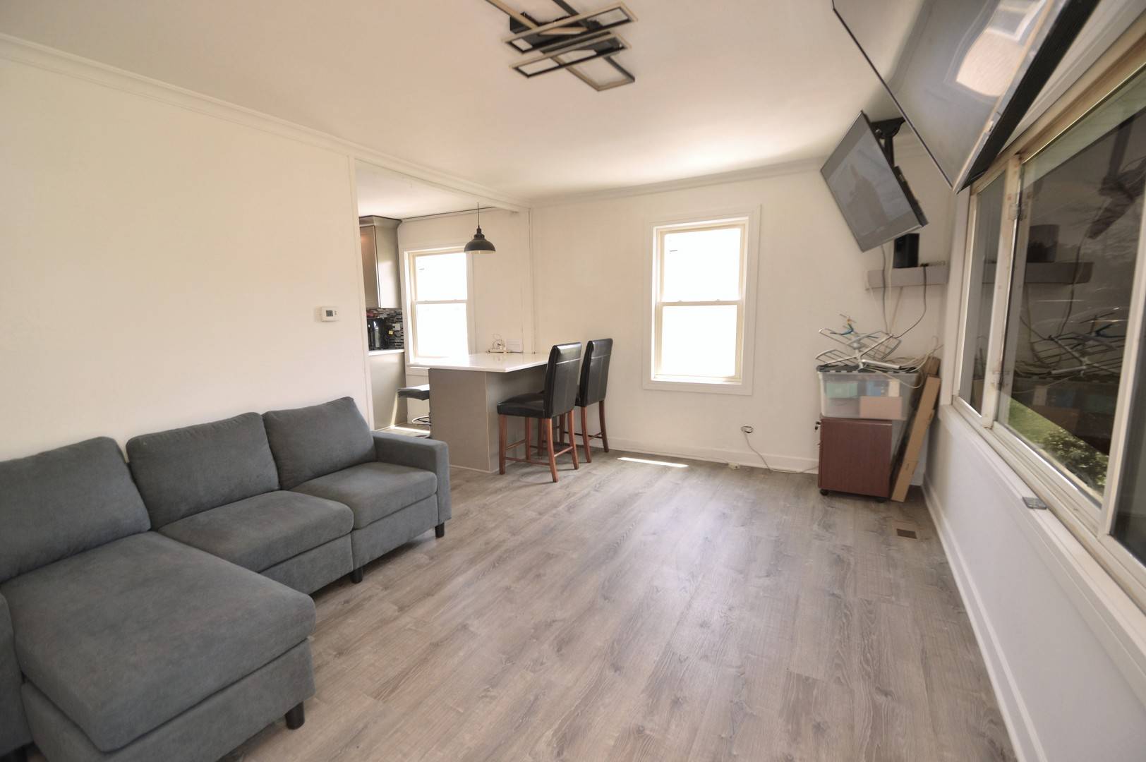 Berkeley, IL 60163,1509 Morris AVE