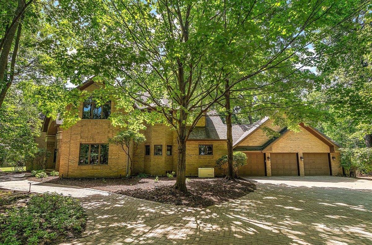 Frankfort, IL 60423,1018 S Butternut CIR
