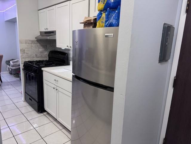 Schaumburg, IL 60193,300 S Roselle RD #307