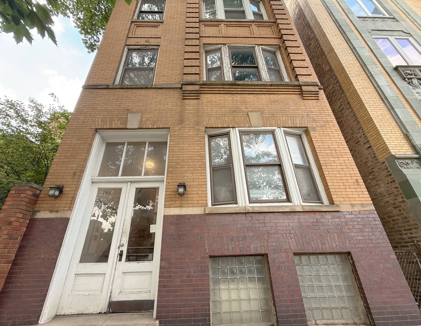 Chicago, IL 60657,1640 W Melrose ST #1