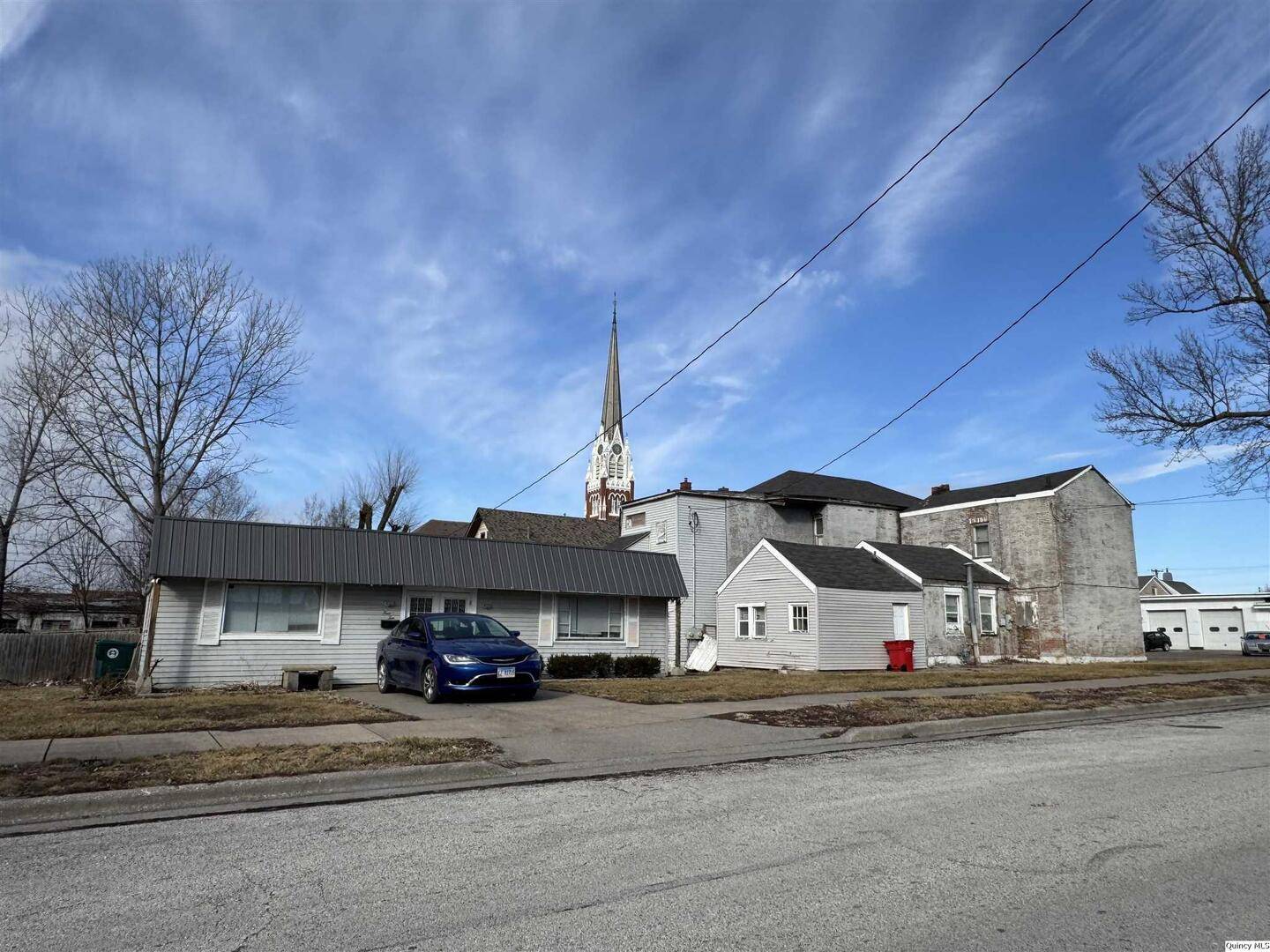 Quincy, IL 62301,510 S 10th & 934 State