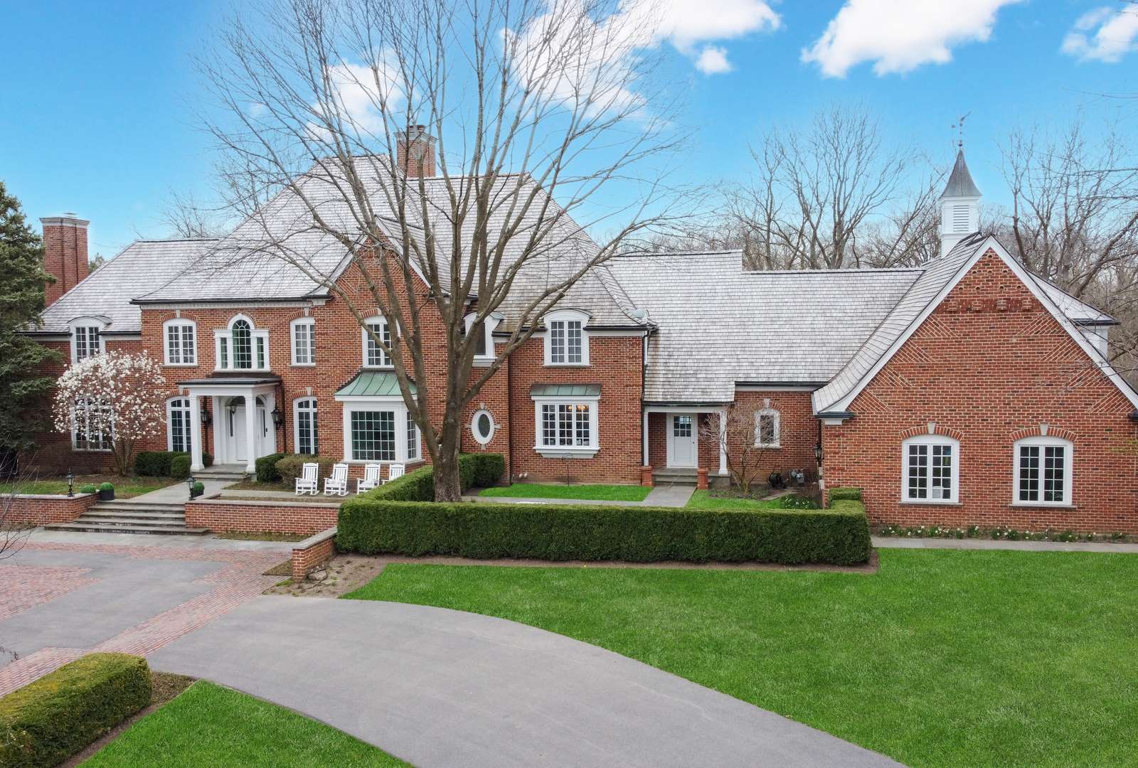 Barrington Hills, IL 60010,361 Ridge RD