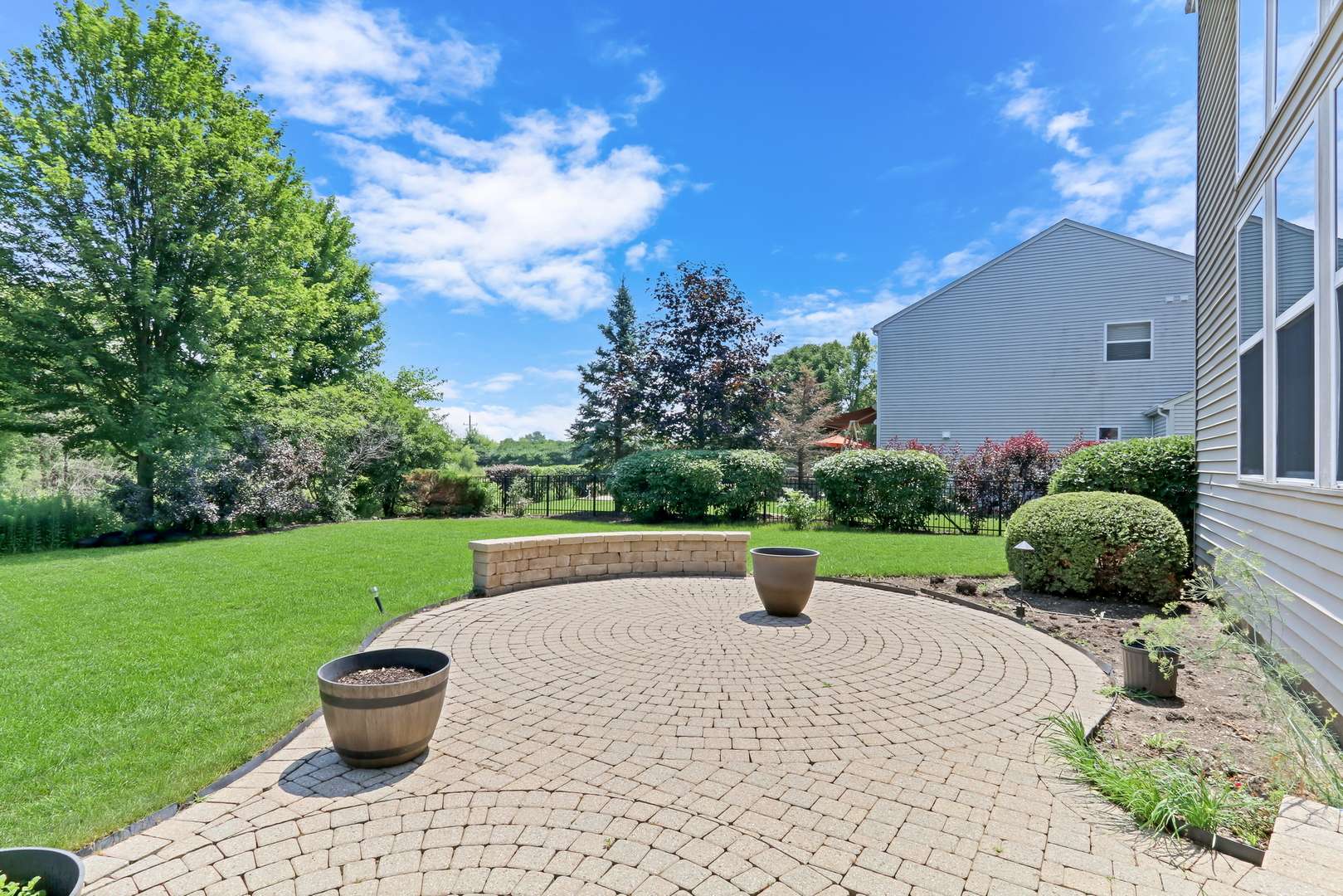 Mundelein, IL 60060,1313 Turnberry LN