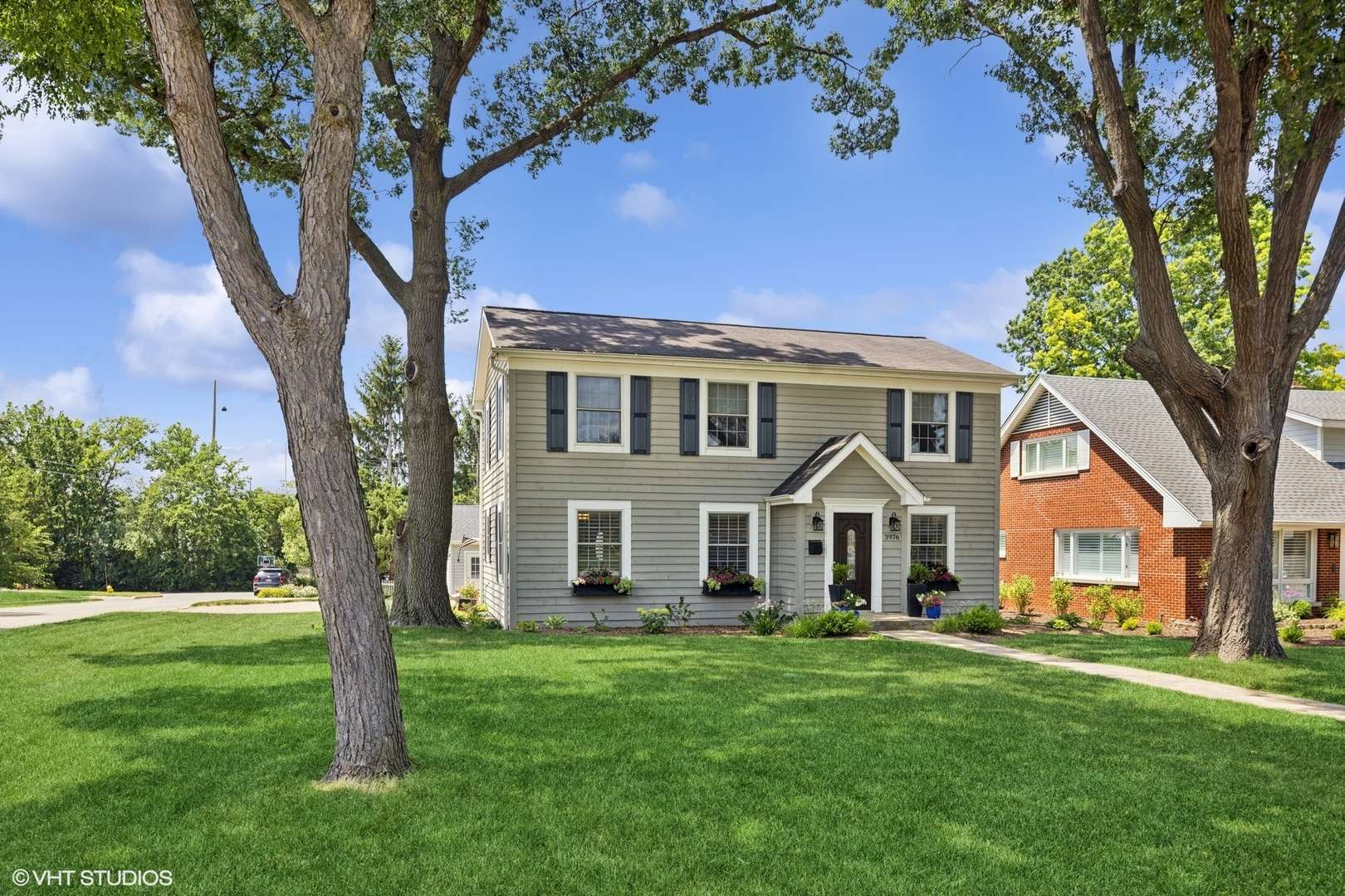 Western Springs, IL 60558,3976 Western AVE
