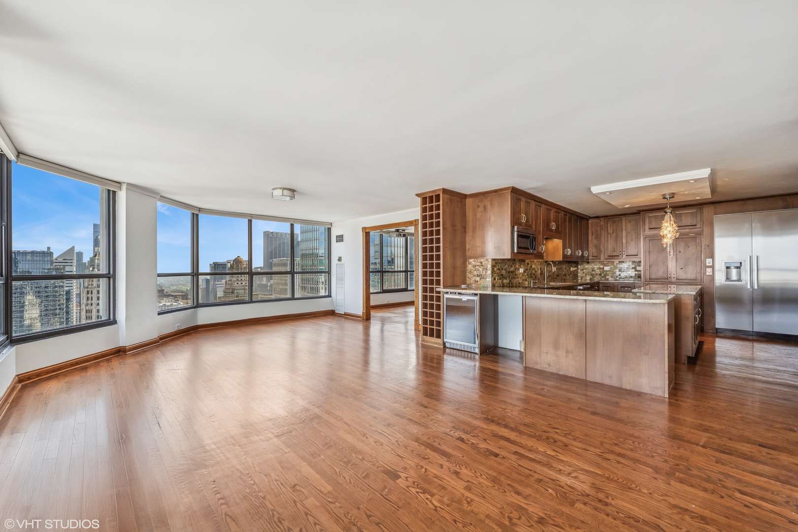 Chicago, IL 60611,405 N Wabash AVE #5009